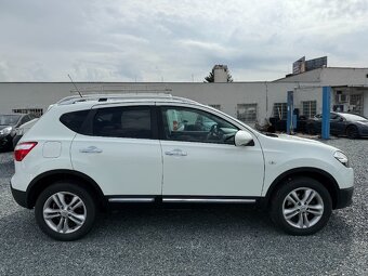 Nissan Qashqai 2.0 dCi Connect Navi 4x4 - 5