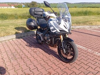 CF MOTO 650 MT premium; rok 2022 - 5