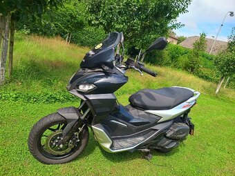 Aprilia SR 125 GT 11kw - 5