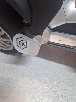 Piaggio MP3 300 400 500 LT nášlapy s před stupačkami - 5