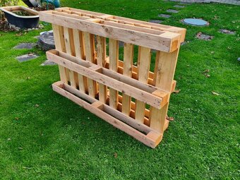 Palety dřevěné velké - 5