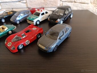 Autíčka modely Mercedes, BMW, Porsche, Jaguar atd. - 5