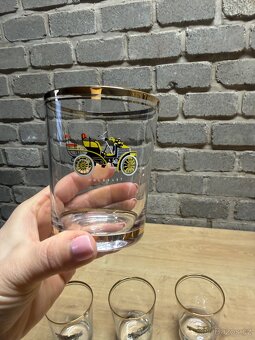 Sada retro skleniček s motivem veteránů – 6 ks, zlatý lem - 5