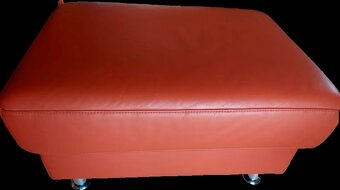 Sedací souprava kožená 3+1+taburet - pěkný stav - 5