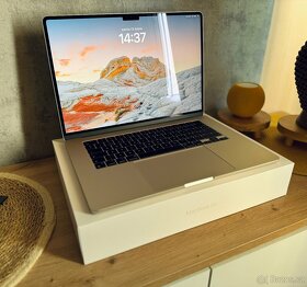 MacBook Air M2 15'' 256GB Gold - 5