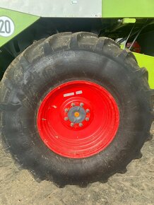 Sklízecí mlátička Claas Lexion 450 - 5