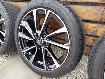 Originál alu R17 Fabia IV 215/45 R17 - 5