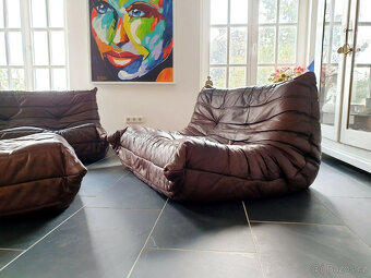 TOGO Ligne Roset Pohovky 2x 2místná + podnožka kožená hnědá - 5