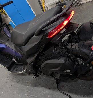 Aprilia SR GT 125 - 5