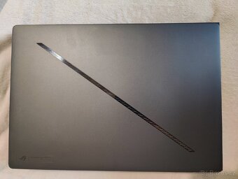 Herní notebook Asus rog Zephyrus z rtx 4090 - 5