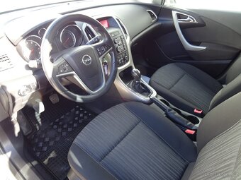 Opel Astra 1.4i,74kW,1majČR,S.kniha,klima,tažné zařízení - 5