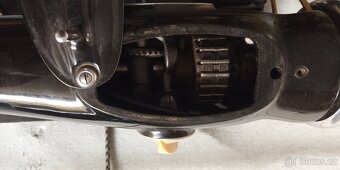 Šicí stroj Lada - 5