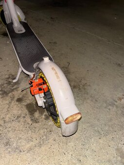 Elektrická koloběžka Xiaomi Mi Scooter 3 - TOP Stav - 5
