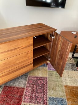 Komoda z masívního ořechu - 5