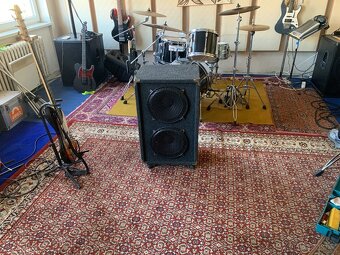 Bass box 200 W , Eminence USA - 5