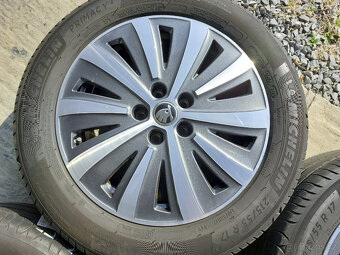 Originál alu kola 17" na Škoda Superb III. letní - 5