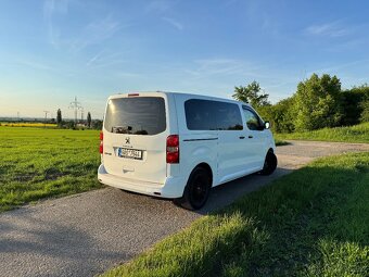 Peugeot EXPERT-TRAVELLER 2018 rok - 5