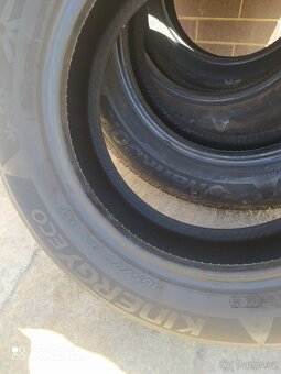 Pneu. 165/70R14 - 5