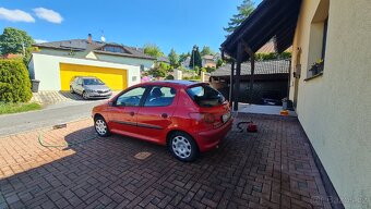 Peugeot 206 1,4 - 5