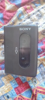 SONY WALKMAN DD QUARTZ - 5
