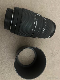 Sigma 70-300mm f4-5,6 APO DG Macro pre Nikon objektív - 5