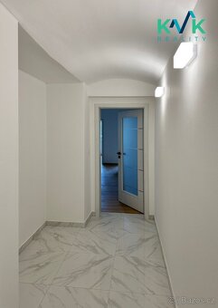 Prodej moderního bytu s dispozicí 3+kk v novostavbě BD, Karl - 5