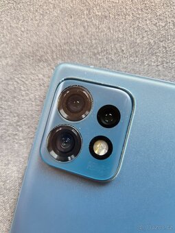 Motorola EDGE 40 Pro - 5
