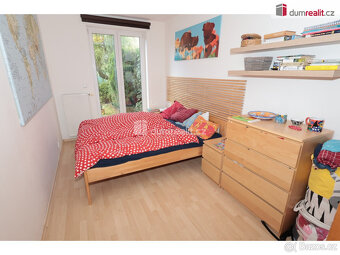 Světlý byt 74,4 m2 + terasa 7,6 m2 a zahrada 27 m2, 1NP, nov - 5