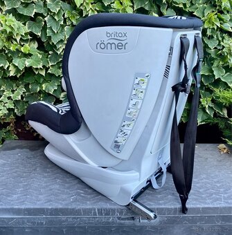 Autosedačka RÖMER Trifix - High Line 2015, Col. Smart Zebra - 5