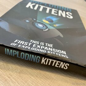 Prodám společenskou karetní hru Imploding Kittens - 5