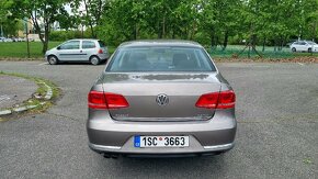Volkswagen Passat, 2.0 tdi, 151xxx km, koupeno nové v ČR - 5