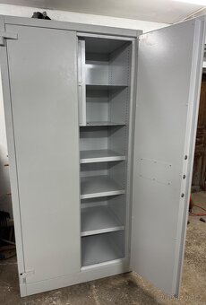 Trezor skříňový, (SAFE) TOP STAV - 5