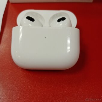 Apple Airpods 3. GEN. MME732M/A záruka 2/2027 iStyle - 5