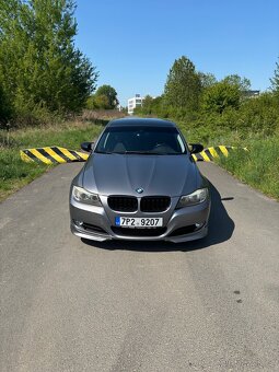 BMW e90, 320i - 5
