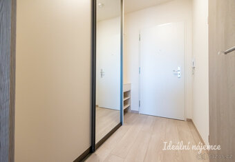 Pronájem bytu 1+kk, Výstavní, Háje, 21900 Kč/měs, 32 m2 - 5