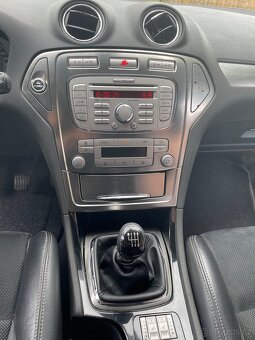 Ford Mondeo Mk4 2.0 TDCi 103 kW – výbava Titanium, xenony, C - 5