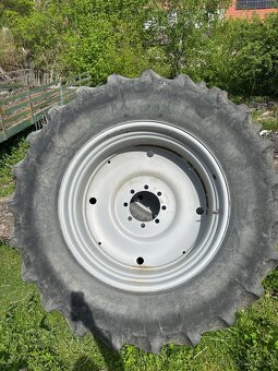 Pneu Mitas 600/65 r38 s diskem - 5