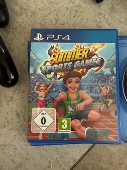 PlayStation 4 herní konzole - 5