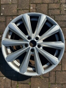 Sada alu kol, r18 - 225/40 - 5