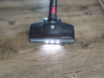 Tyčový vysavač Hoover H-FREE 100 - 5