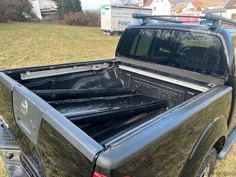 Nissan Navara Pick Up - 5