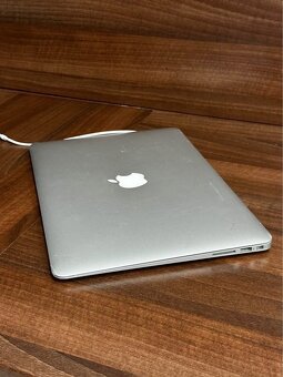 MacBook Air (13-INCH,Mid2011) 🍏4GB/256GB - 5