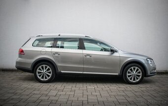 Volkswagen Passat Alltrack 2.0TDi DSG 130kw 4x4 webasto led - 5