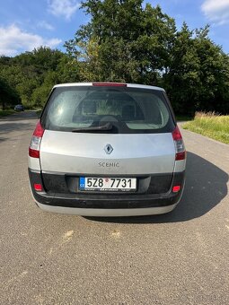 Renault Megane Scenic 2 1.5dCi - 5