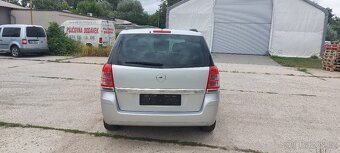 Opel Zafira 1,6 benzin Facelift 2010 - 7 mistne - 5