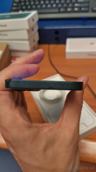 Apple iPhone 13 128GB Blue,100% funkční,bat87%,zár.12mes - 5