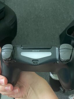 Playstation 4 Slim - 5