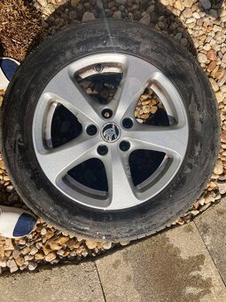 Letní pneu 215/60 R16 Nexen vč. alu kol - 5