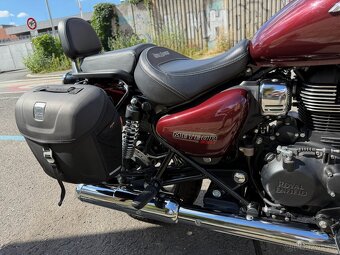Royal Enfield Meteor 350 - Stellar Red - 5