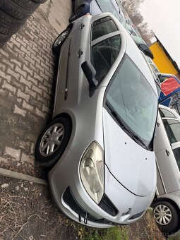 RENAULT CLIO 1.5 dci - 5